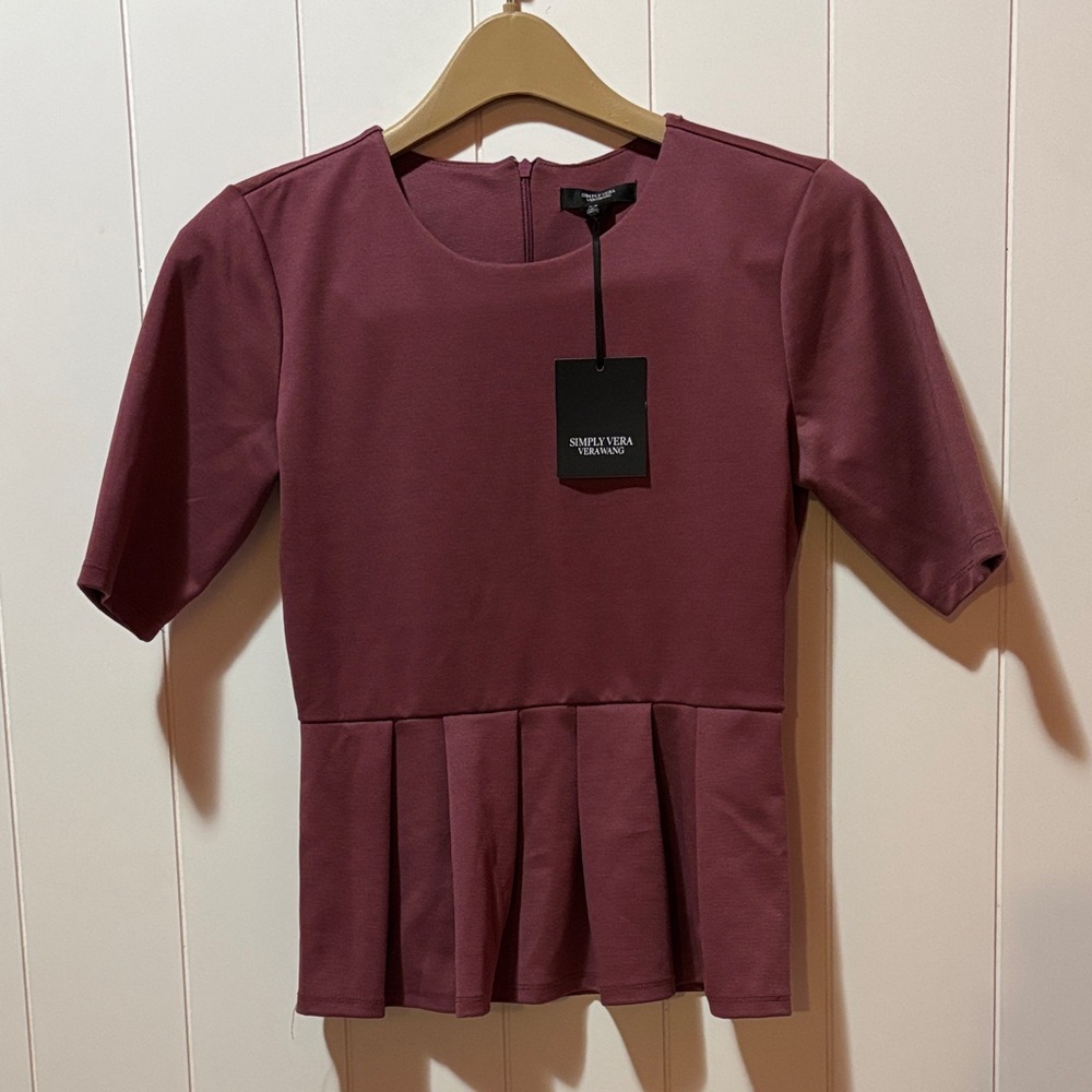 NEW Simply Vera Mauve Ruffle Blouse! xs